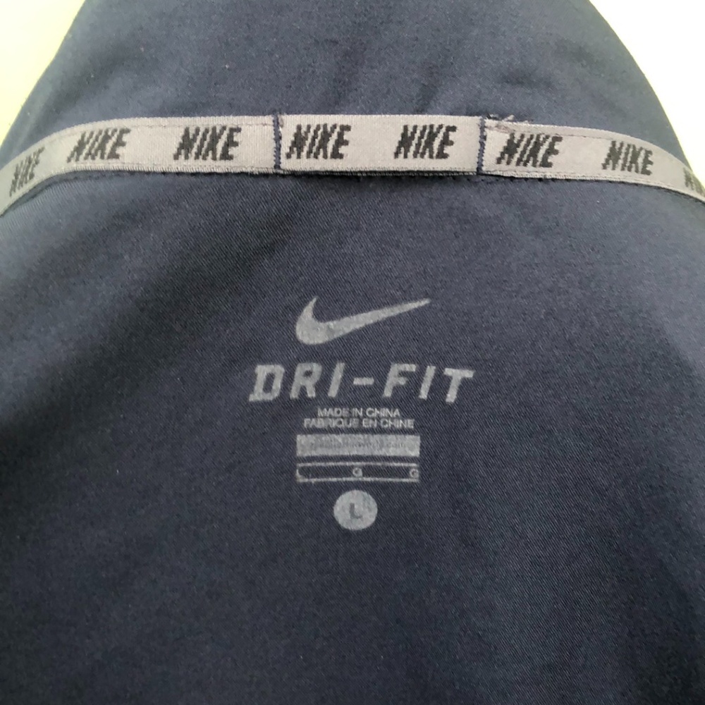 Nike Dri-Fit Jacket - Picture 12 of 12